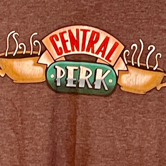 Friends Central Perk Coffee Graphic Tee T-Shirt Size Medium (D-22) - Picture 3 of 5